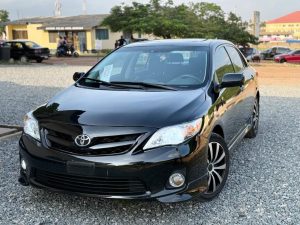 2013 Toyota corolla S in color back. Front view