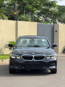 2020 BMW 330i exterior in color black