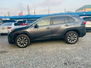 2020 Toyota Rav 4 in grey. Exterior