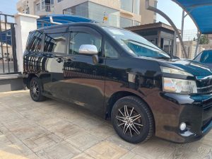 2010 Toyota Voxy for Sale in Ghana | 8-Seater MPV | GHS 150,000